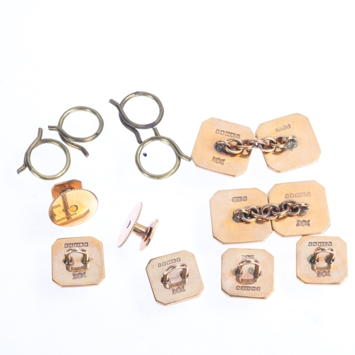 1372 - An Art Deco style 9ct gold gentleman's dress set, SJ Rose, Birmingham 1958, square canted form with ... 