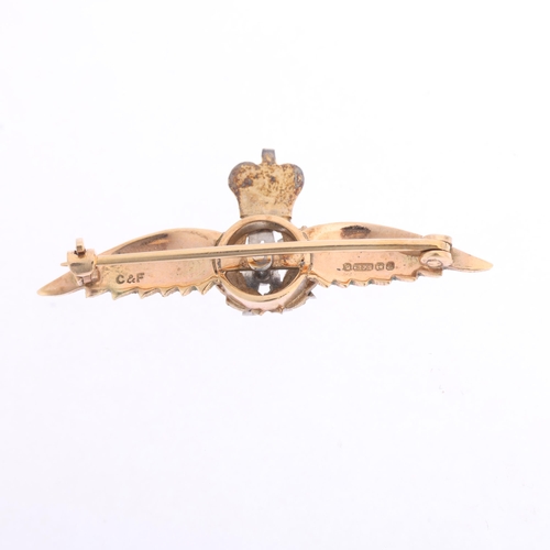1379 - A 9ct two-colour gold enamel RAF wings sweetheart brooch, Cropp & Farr, Birmingham 1979, 38.6mm, 3.1... 