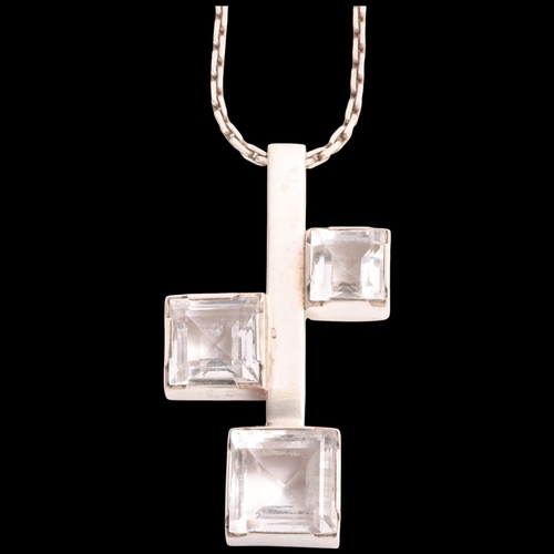 1572 - A Finnish modernist sterling silver rock crystal quartz geometric abstract pendant necklace, no make... 