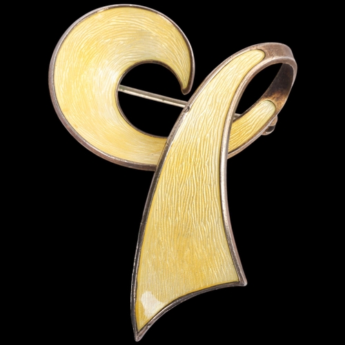 1616 - IVAR T HOLTH - a Norwegian modernist vermeil sterling silver yellow enamel abstract ribbon brooch, 4... 