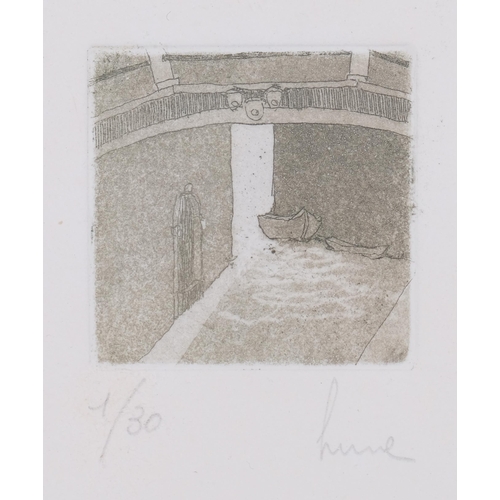 Lot 835       