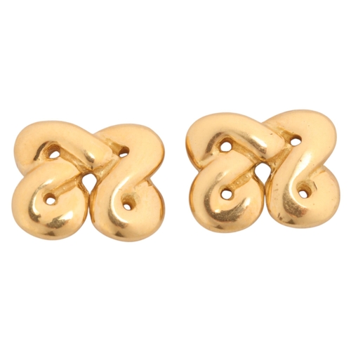 1109 - TAME - a pair of Mexican 18ct gold abstract stud earrings, with 18ct gold fittings, signed Tame, wid... 