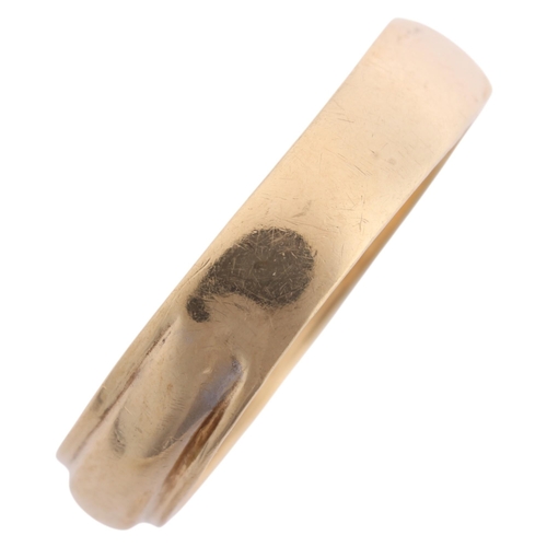 1230 - A 9ct gold wedding band ring, setting height 4.7mm, size P, 2.3g
