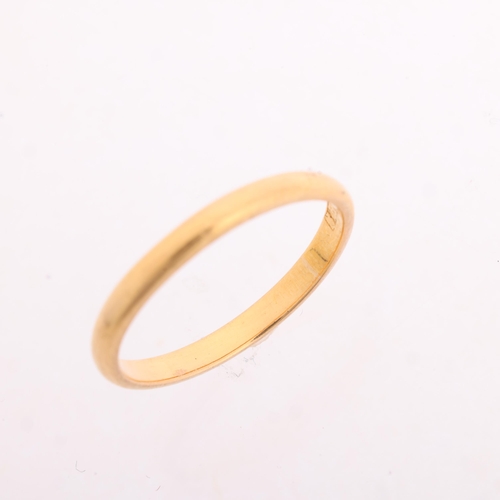 1231 - A 22ct gold wedding band ring, maker SH, Birmingham 1900, setting height 2.2mm, size M, 2.1g