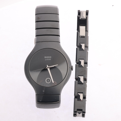 1018 - RADO - a Hi-Tech ceramic Diastar Jubile quartz calendar bracelet watch, ref. 115.0653.3, black dial ... 