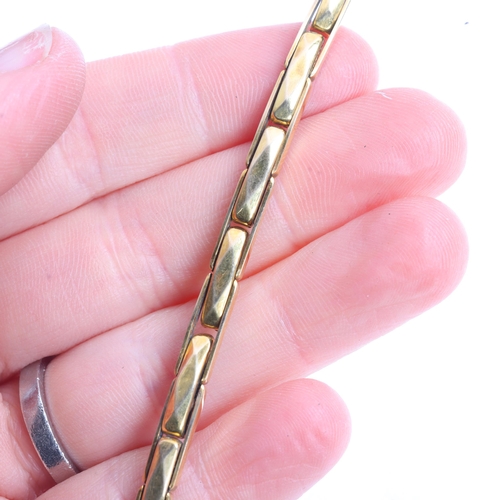 1035 - A Vintage 9ct gold expanding watch bracelet, with metal spring fittings, 12cm, 4.9g gross