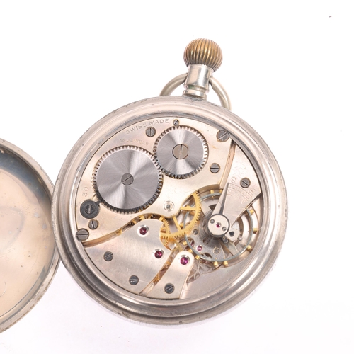 1044 - A Second World War Period nickel open-face keyless GSTP military issue pocket watch, circa 1940s, si... 