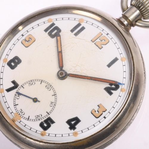 1045 - A Second World War Period nickel open-face keyless GSTP military issue pocket watch, circa 1940s, wh... 