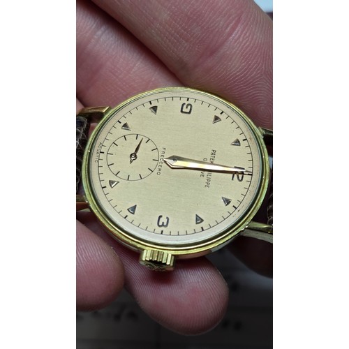 1001 - PATEK PHILIPPE - A Fine and Rare 18ct yellow gold Calatrava 'Freccero' mechanical wristwatch, ref. 2... 