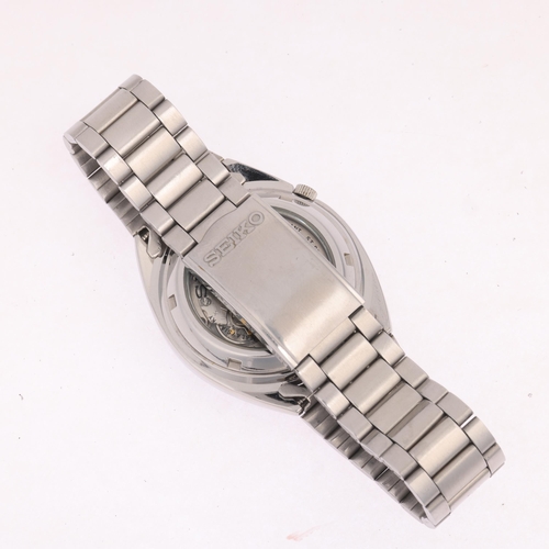 1020 - SEIKO 5 - a stainless steel automatic calendar bracelet watch, ref. 7S26-0480, blue dial with lumino... 
