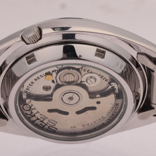 1020 - SEIKO 5 - a stainless steel automatic calendar bracelet watch, ref. 7S26-0480, blue dial with lumino... 