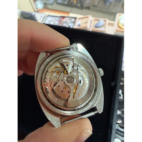 1027 - LONGINES - a Vintage stainless steel Ultra-Chron automatic chronometer calendar wristwatch head, ref... 