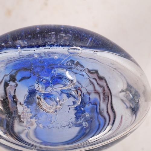 263 - Peter Layton, a blue to grey bubble art glass bottle-neck vase, with black to gold spiralled decorat... 