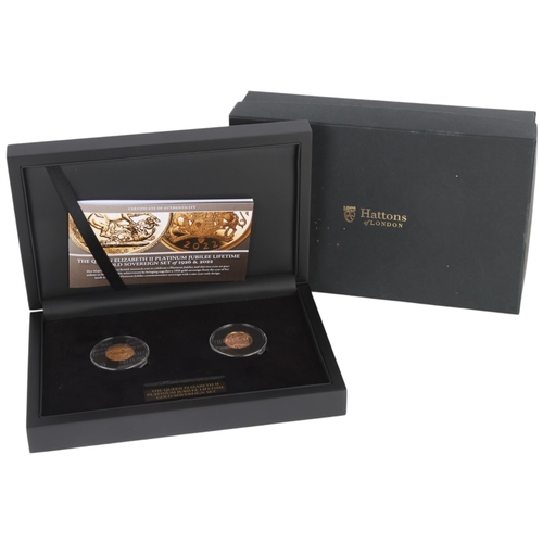 53 - The Queen Elizabeth II Platinum Jubilee Lifetime Gold Sovereign Set of 1926 and 2022, Hattons of Lon... 
