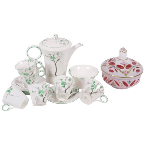 166 - Art Deco Shelly Regent Gorse Green pattern coffee service for 5 people, registered no. 781613, toget... 