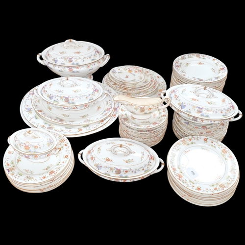 650 - An extensive Royal Worcester Pekin dinnerware, to include tureen, meat plates, gravy boat, etc