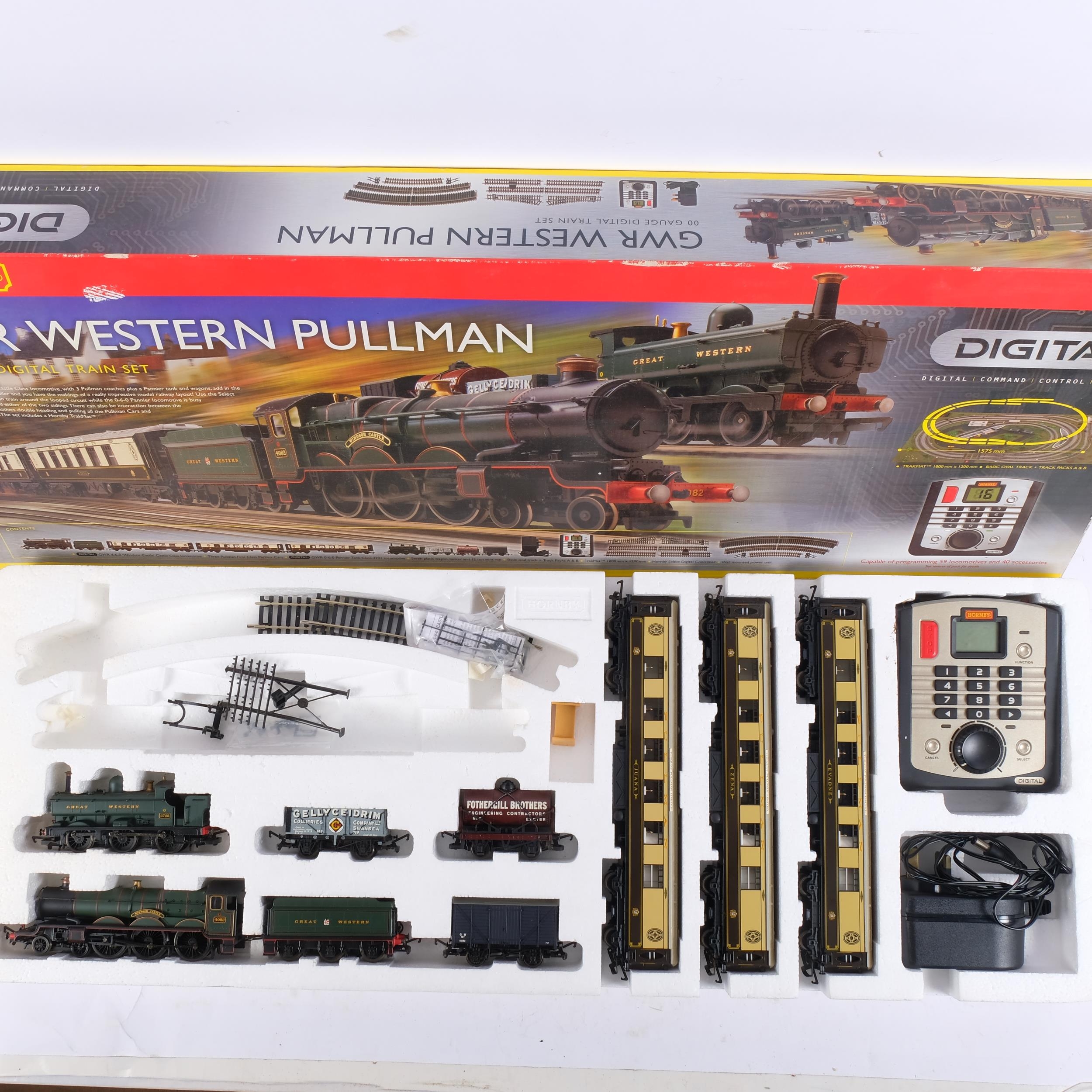 A Hornby GWR Western Pullman model railway train set, no. R1077, in ...