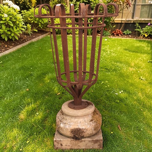 Lot 3028      