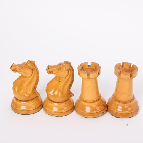 255 - A good quality 19th century Jacques Staunton chess set, weighted boxwood and ebony, in original maho... 
