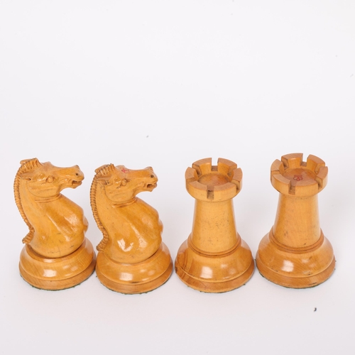 255 - A good quality 19th century Jacques Staunton chess set, weighted boxwood and ebony, in original maho... 