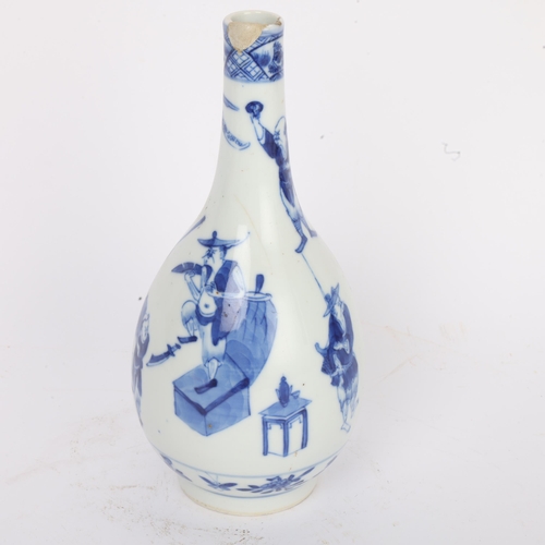 289 - An 18th century Chinese blue and white porcelain onion-shaped vase, painted decoration with 4 charac... 