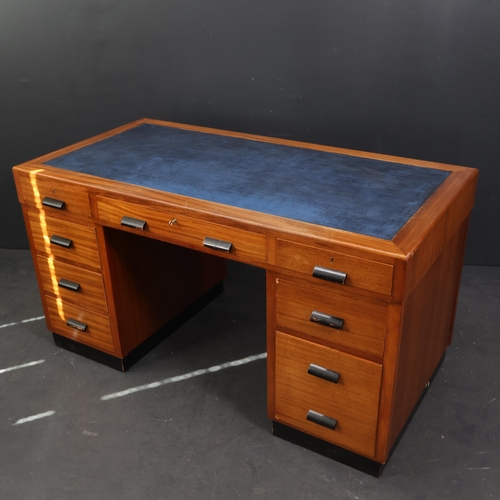 Lot 2033      