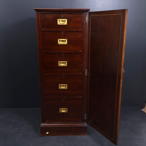 Lot 2132      