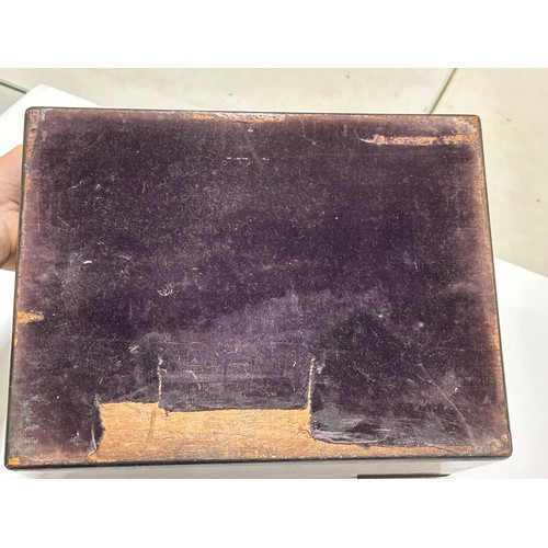 273 - A 19th century rosewood toilet/sewing box, with inlaid brass mother-of-pearl and amboyna marquetry d... 