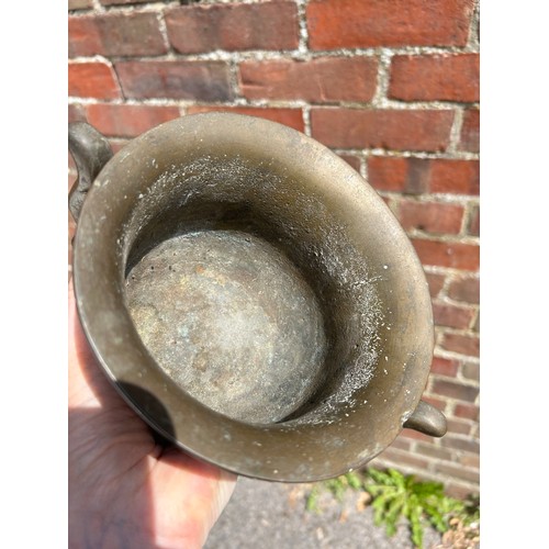 295 - A Chinese bronze 2-handled incense bowl, cast seal mark under base, rim diameter 15.5cm