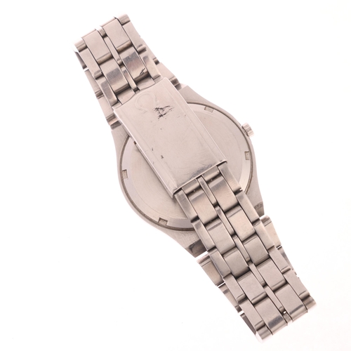 1029 - OMEGA - a Vintage stainless steel Constellation Electronic f300Hz chronometer quartz calendar bracel... 