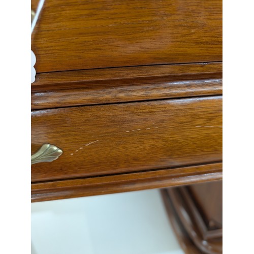 2010 - An American mid-century Art Deco desk with unusual curved pedestal end and foot. W110.5cm, H63cm, D4... 