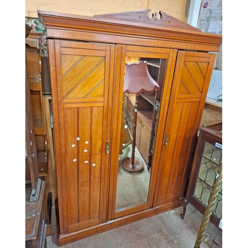 Lot 104       