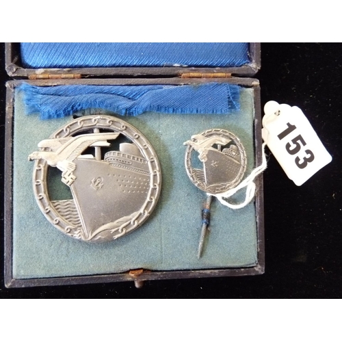 153 - Third Reich WW2 cased Kriegsmarine Blockade runners War Badge and Miniature. Fine Die Cast example, ... 