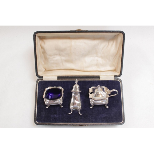 142 - Early 20thC Boxed 3 Piece Silver/ Silver plate Cruet set (Marks rubbed) 88g total weight