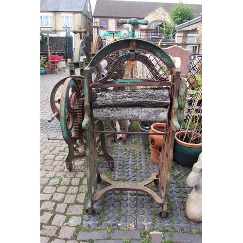 330 - Large cast Iron Mangle by G & J Peck of Ely