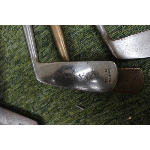 90 - Collection of Vintage Golf Clubs inc. F C Bartlam, Anderson and Owen Sanderson (5)