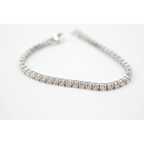 222 - Natural Diamond Tennis Bracelet, Brilliant Cut 7.46Crt, VS-SI Clarity, I-J Colour in 18ct White Gold... 