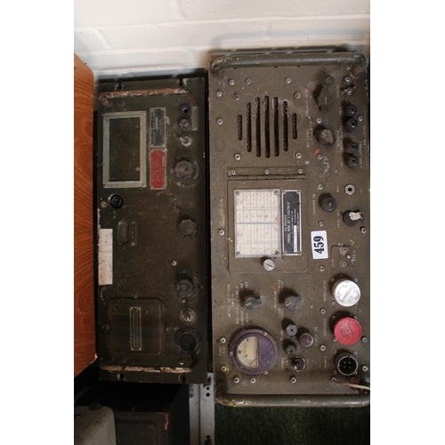 459 - US Control Radio Set C-1335/TRC 32 and a Frequency Control Unit