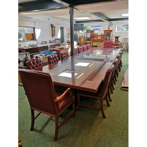 572 - High Quality Conference / Boardroom table and a Set of 16 Red Leather Button back boardroom chairs, ... 