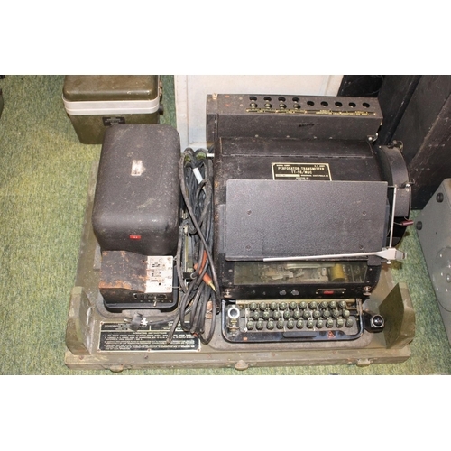 451 - US Signal corps Perforator - Transmitter TT-56/MGC modified by the Hallicrafters co of Chicago Illin... 