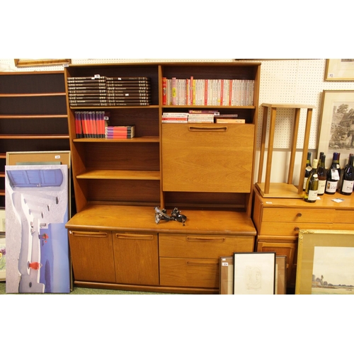 253 - Meredew Vintage Lounge unit with cup handles