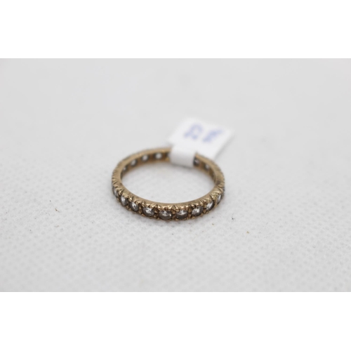 181 - Ladies 9ct Gold CZ set eternity ring 2g total weight Size O