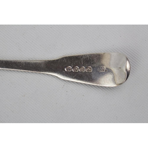 115 - Good quality Fiddle pattern Silver Ladle, London, 1809, William Eley, William Fearn & William Chawne... 