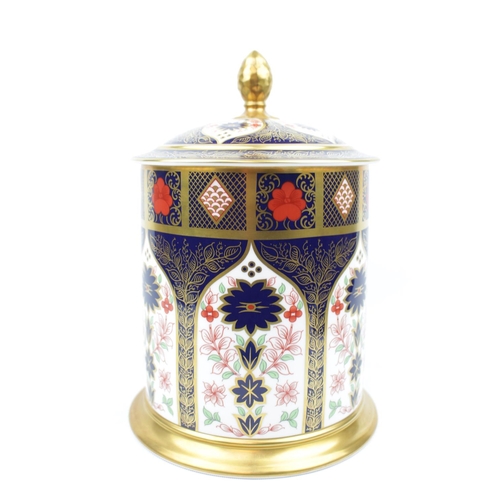 209 - Royal Crown Derby Old Imari 1128 MMIX Storage Jar 78oz with lid and fitted Box, 26cm in Height