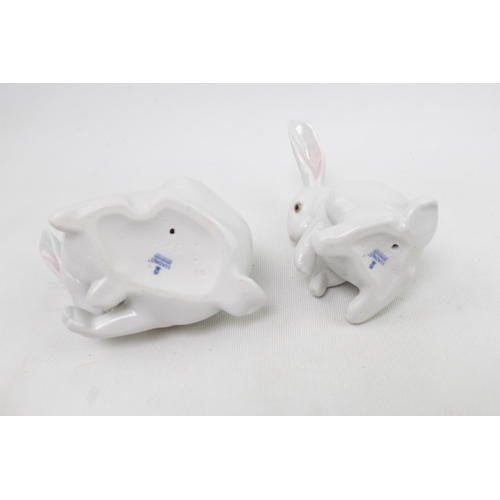 309 - Boxed Lladro 'Sitting Bunny' 05907 and 'Preening Bunny' 05906