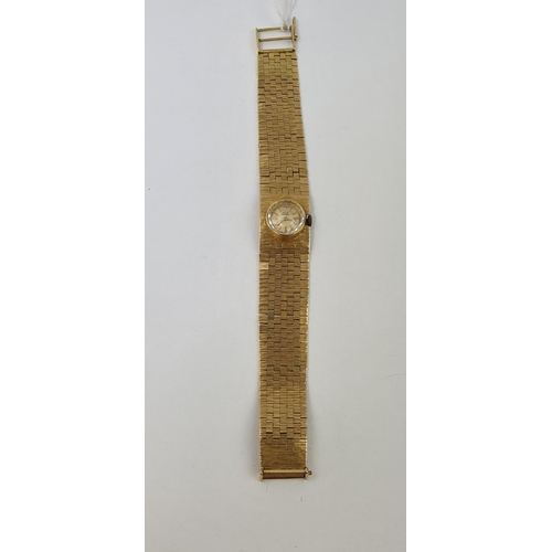 447 - Ladies 18K Gold Girard Perregaux watch with Baton Dial. Serial Number 8648. 39.9g total weight witho... 