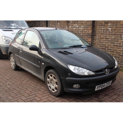 375 - PEUGEOT 206 Black 2004 1360cc Petrol 74321 Miles MOT May 2022