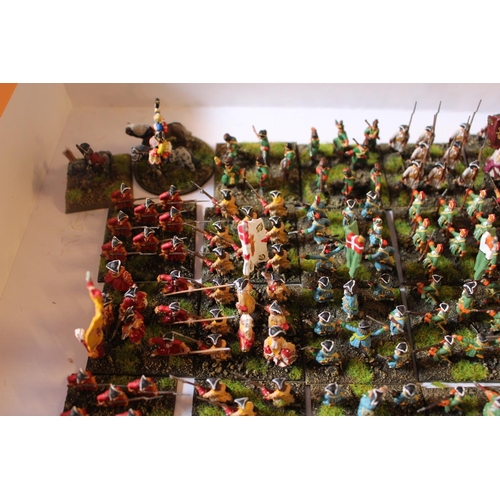 98 - Collection of Hand Painted 25mm Metal & Other 1700s Danes Troops inc. Cavalry, Infantry etc