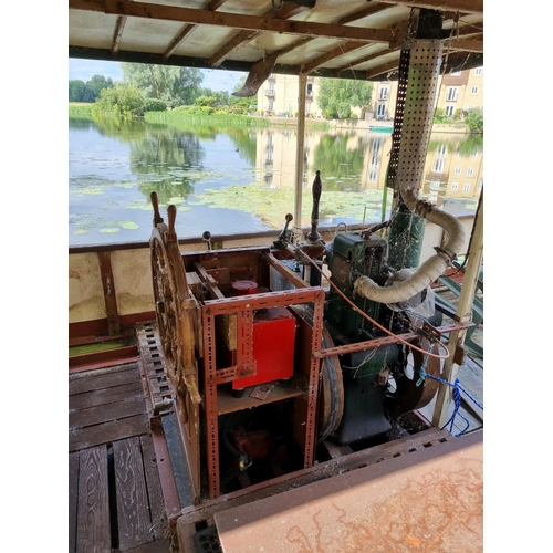 60a - Hand built Paddle Steamer engine boat with Lister Cs6 engine with hydraulic rear drive. Still on wat... 