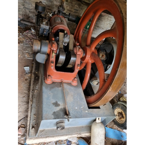 60b - Fielding Oil Engine 020130 HP 11/12 1/2 RPM 350 by Fielding & Platt Ltd of Gloucester (Still in Loca... 